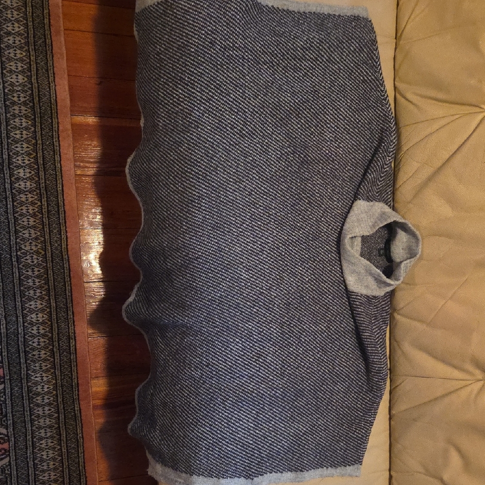 Ann Taylor Gray Poncho